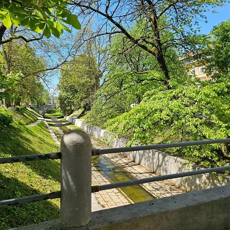 アパート Cozy Nest *